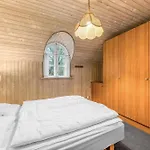 Large With Pool, And Sauna, 1500 Meters From The North Sea Сasa de vacaciones Ulfborg