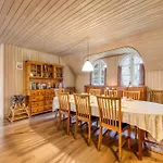 Сasa de vacaciones Large With Pool, And Sauna, 1500 Meters From The North Sea *