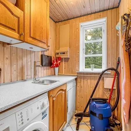 Large With Pool, And Sauna, 1500 Meters From The North Sea Ulfborg