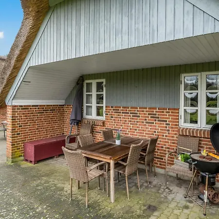 Large With Pool, And Sauna, 1500 Meters From The North Sea Сasa de vacaciones Ulfborg