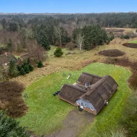 Large With Pool, And Sauna, 1500 Meters From The North Sea