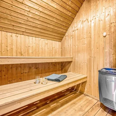 Large With Pool, And Sauna, 1500 Meters From The North Sea *