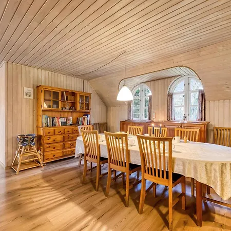 בית נופש Large With Pool, And Sauna, 1500 Meters From The North Sea *