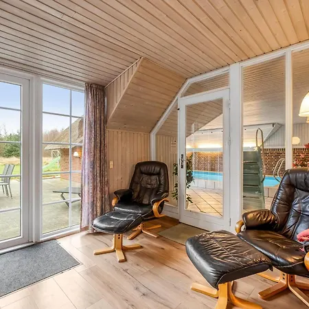 Large With Pool, And Sauna, 1500 Meters From The North Sea