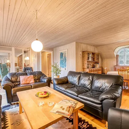 Large With Pool, And Sauna, 1500 Meters From The North Sea *